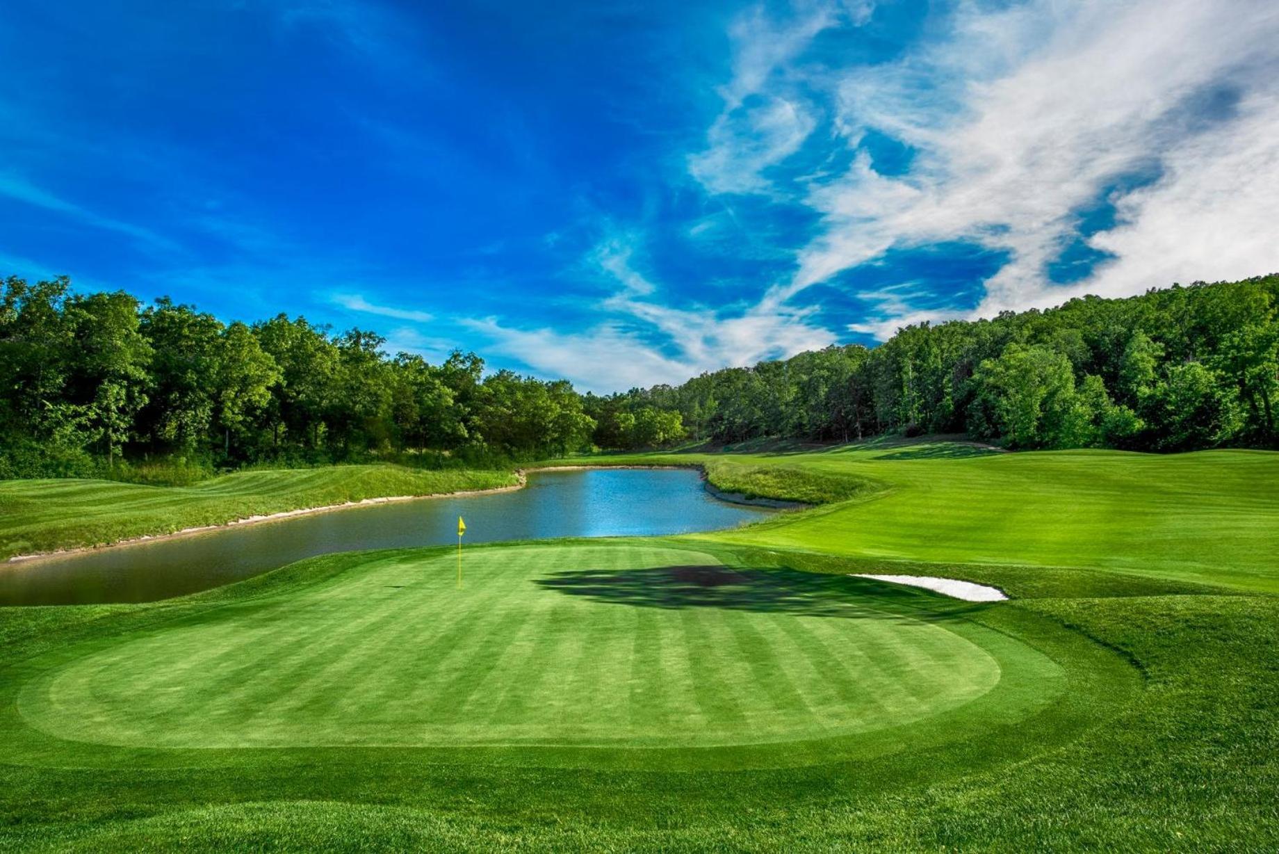 Personal Getaway. Golf Resort Gem. Great Location! Брэнсон Экстерьер фото